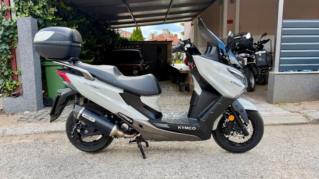 Kymco X-Town 300 — 1/6